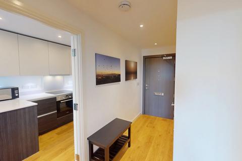 1 bedroom apartment to rent, Pinnacle Apartments, Saffron Central Square, Croydon, CR0