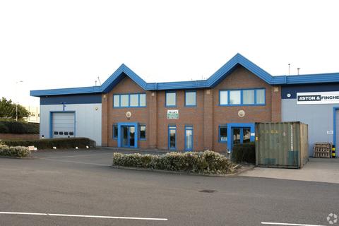 Warehouse to rent, President Way Luton LU2 9NY