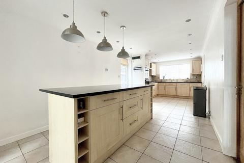 4 bedroom detached house for sale, Verwood