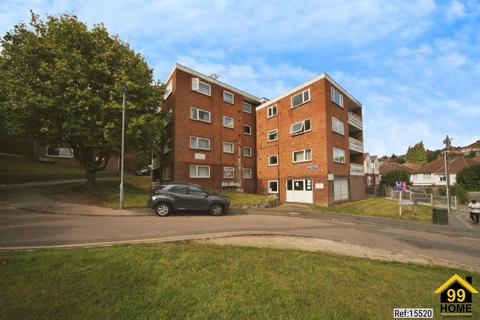 undefined, Bonnick court, Luton, Bedfordshire, LU1