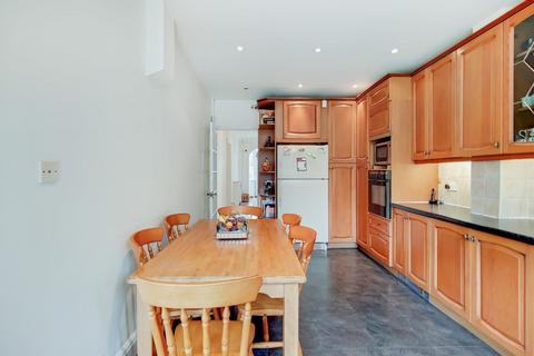 undefined, The Vale, NW11