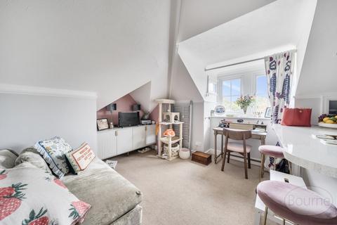 1 bedroom penthouse for sale, Upper Edgeborough Road, Guildford, Surrey, GU1
