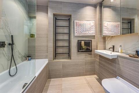 2 bedroom flat for sale, Swains Lane, Highgate, London, N6