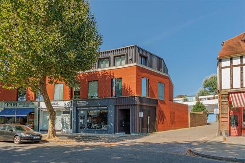 2 bedroom flat for sale, Swains Lane, Highgate, London, N6