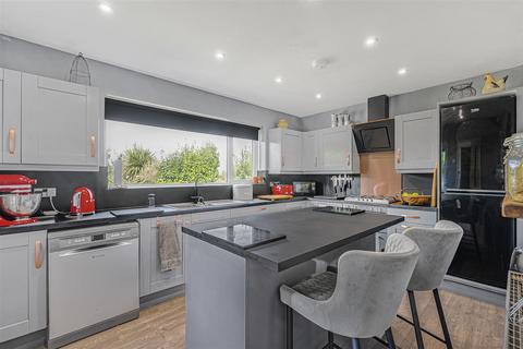 3 bedroom detached house for sale, Lullington Close, Seaford