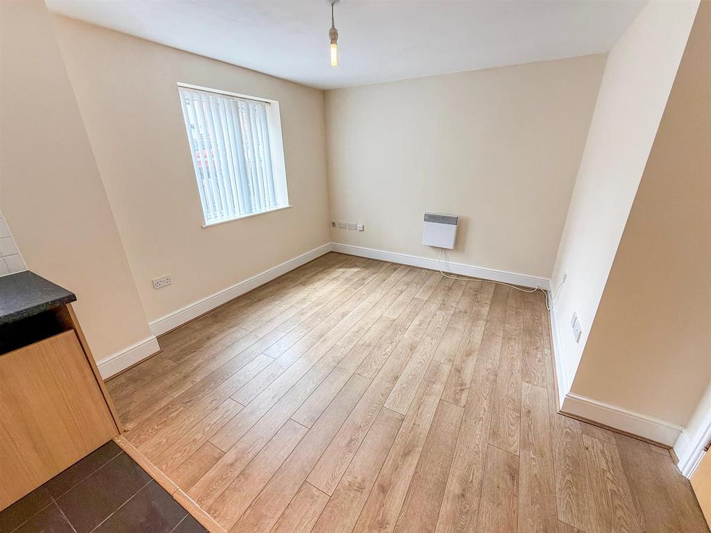 Lounge/ kitchen