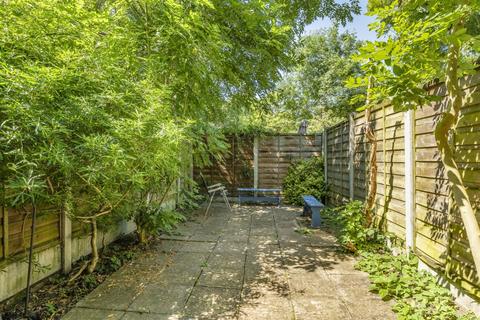 1 bedroom flat to rent, Camden Road, London, N7