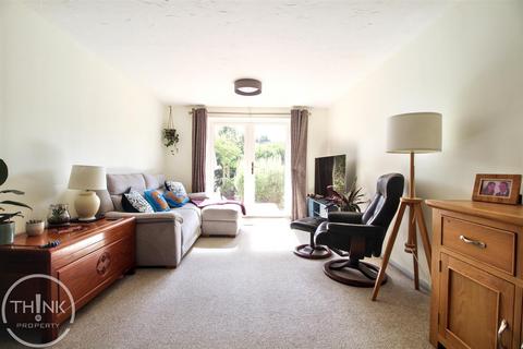 undefined, Cricket Close, Drayton NR8