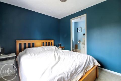 11 Cricket Close, Drayton, Norwich, NR8 6YA