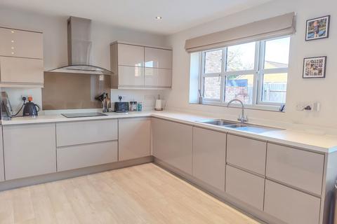 3 bedroom detached house for sale, Gas Road, March PE15
