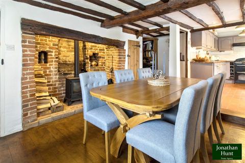 3 bedroom cottage for sale, Baldock Road, Buntingford SG9