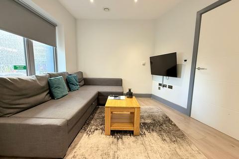 1 bedroom flat to rent, High Road, Wembley, HA9