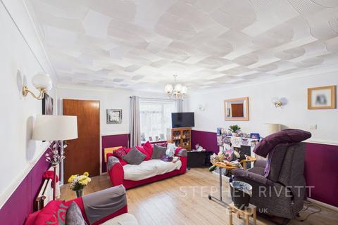 3 bedroom semi-detached house for sale, Steggall Close, Ipswich IP6