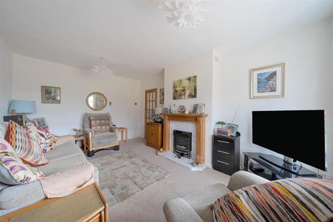 3 bedroom semi-detached bungalow for sale, Snowdon Close, Kidderminster