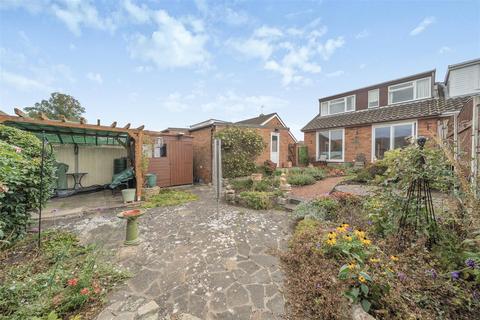 3 bedroom semi-detached bungalow for sale, Snowdon Close, Kidderminster
