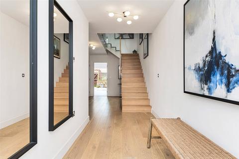 2 Harrison Drive, Cambridge, CB2 8ED