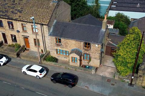4 bedroom end of terrace house for sale, Spring Grove, Clayton West, Huddersfield, HD8 9HH