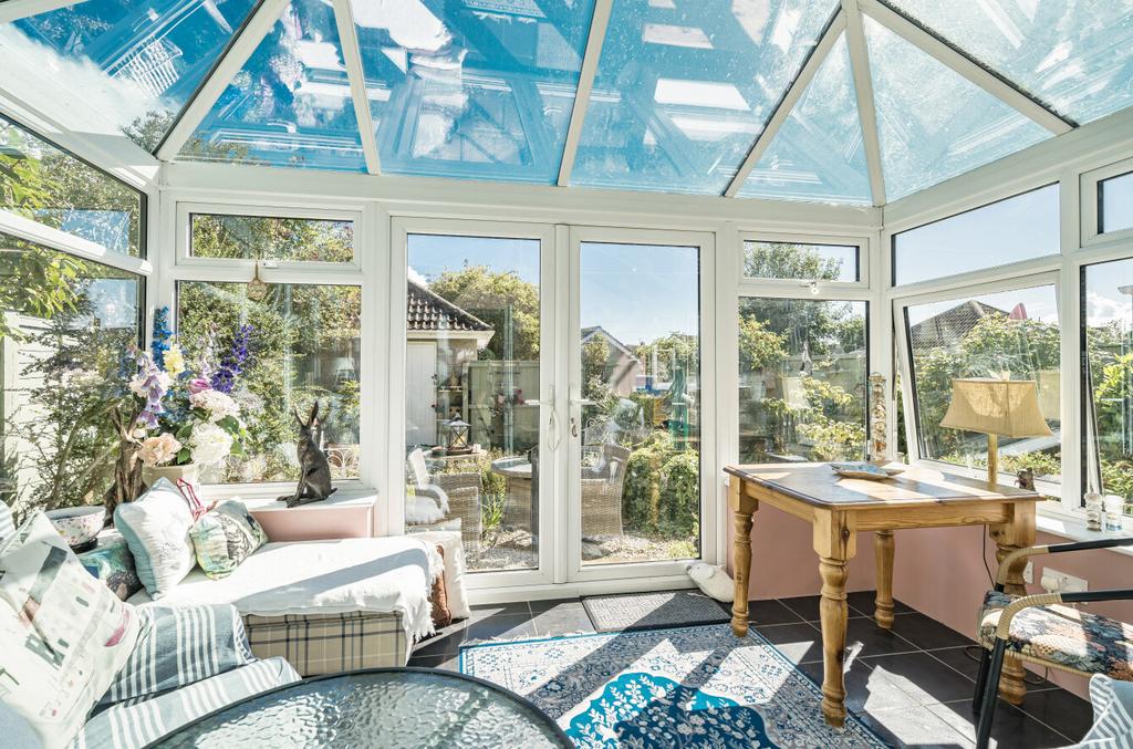 1344239-5-68af285...