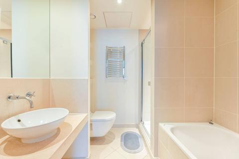2 bedroom flat for sale, Discovery Dock, Canary Wharf, London, E14