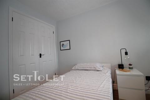 undefined, Royce Close, Thorpe Astley, Braunstone
