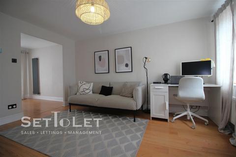 undefined, Royce Close, Thorpe Astley, Braunstone