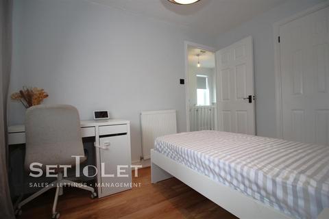 undefined, Royce Close, Thorpe Astley, Braunstone