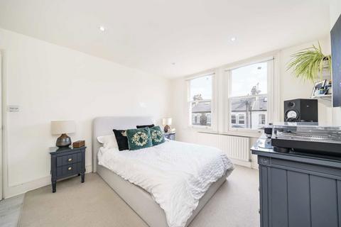 3 bedroom flat for sale, Parkville Road, London SW6