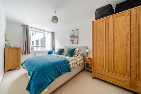 2 bedroom flat for sale, Palmerston Road, Acton, London, W3