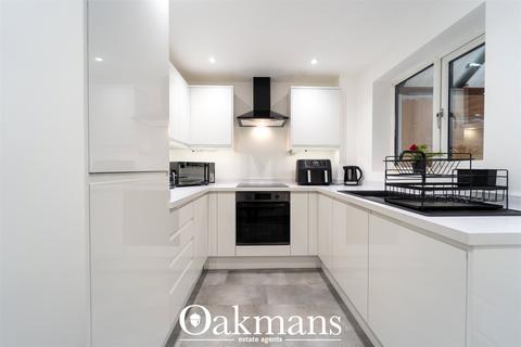 11 Appletree Close, Birmingham, B31 2YP