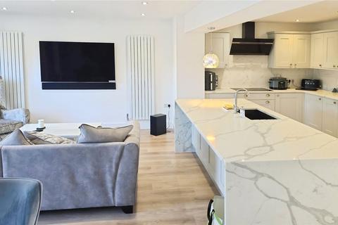 undefined, Leighton Crescent, Leicester LE9