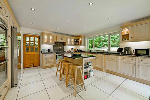 7 Dower Park, Windsor, SL4 4BQ