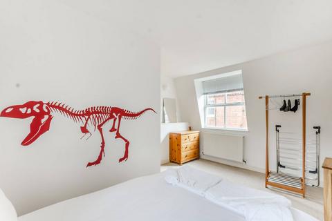 1 bedroom flat for sale, Red Lion Street, Bloomsbury, London, WC1R