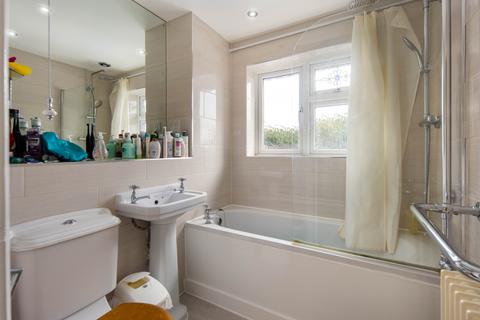 undefined, Owen Gardens, Woodford Green, IG8