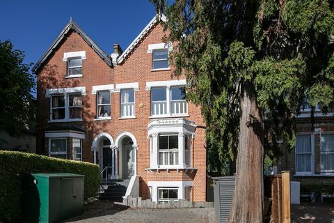 35 Underhill Road, London, SE22 0QZ