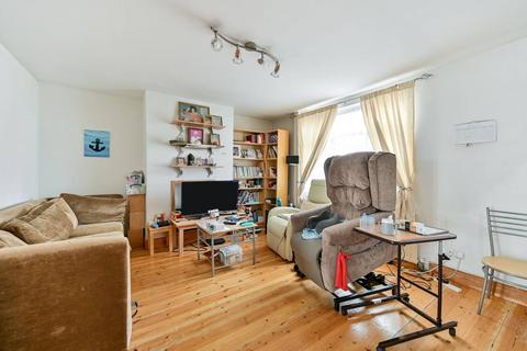 26 Waters Road, Kingston Upon Thames, KT1 3LP