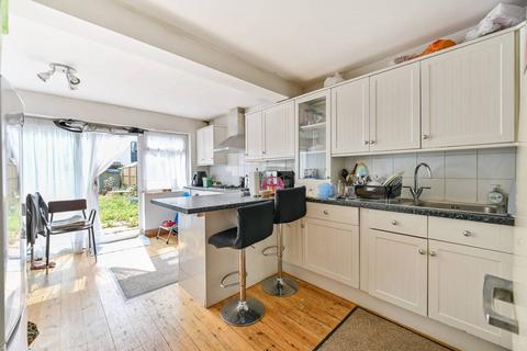 26 Waters Road, Kingston Upon Thames, KT1 3LP