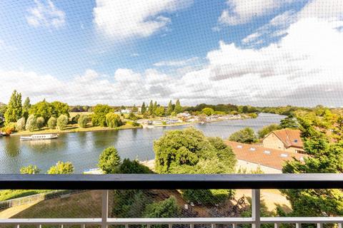 undefined, Albany Park Road, North Kingston, Kingston upon Thames, KT2