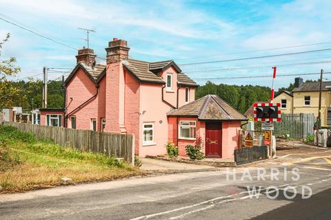 2 bedroom detached house for sale, Station Road, Bentley, Suffolk, IP9