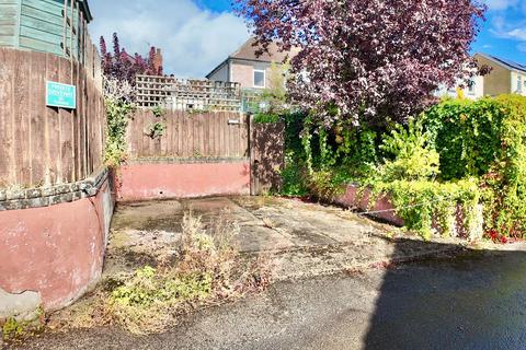 undefined, Park Terrace, Woodfieldside, NP12