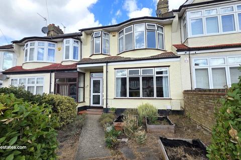 17 Bohun Grove, Barnet, EN4 8UA