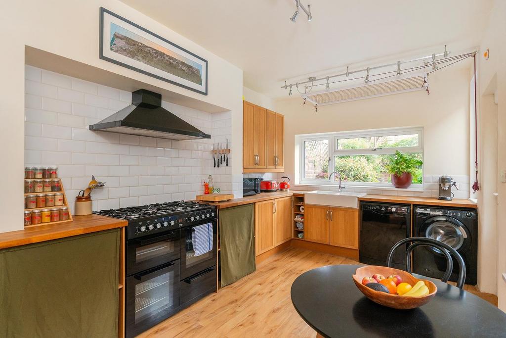 2 D7 RGK - Kitchen C.jpg