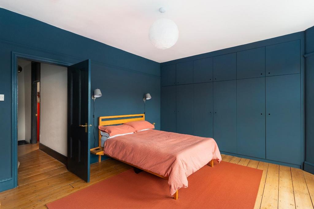 2 D7 RGK - Bedroom L.jpg