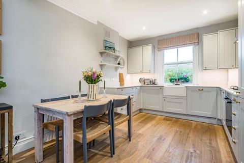 2 bedroom maisonette for sale, Margravine Gardens, London W6