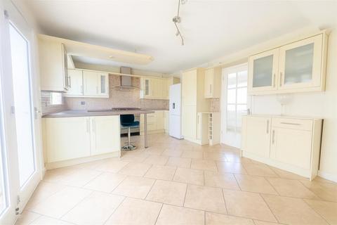 undefined, Field Close, Littlethorpe LE19