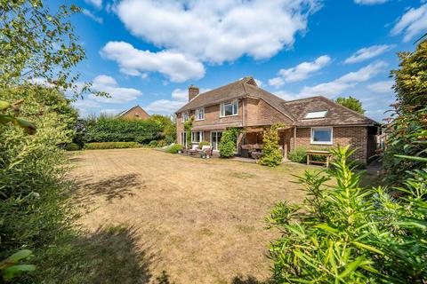 7 Micheldever Close, Whitchurch, RG28 7JJ