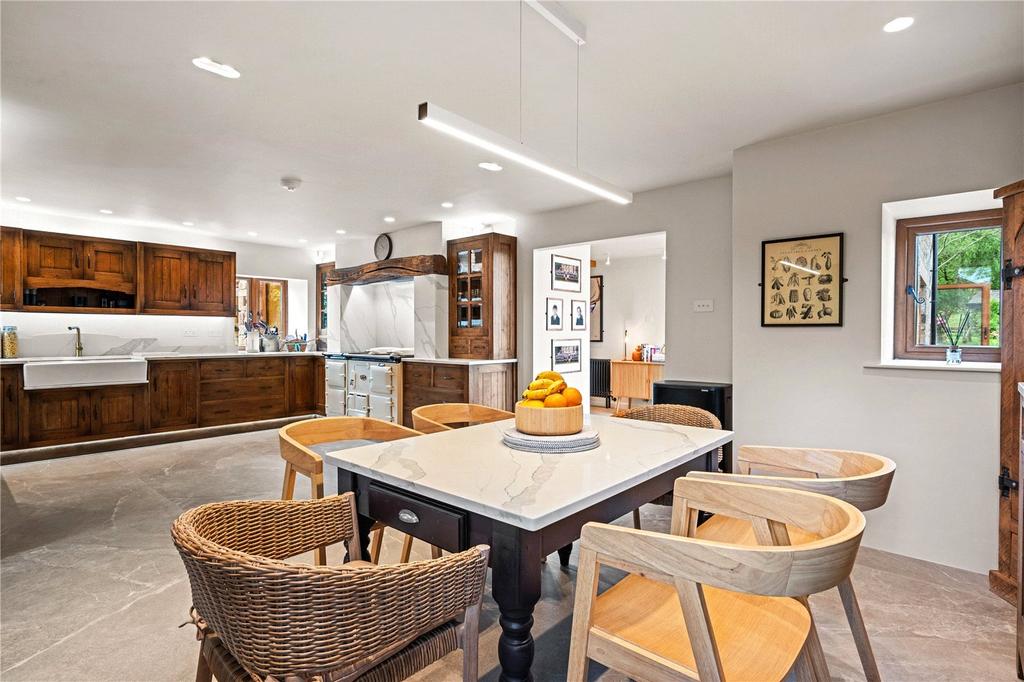Dining Kitchen