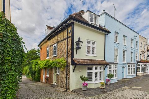 High Street, Old Town, HP1