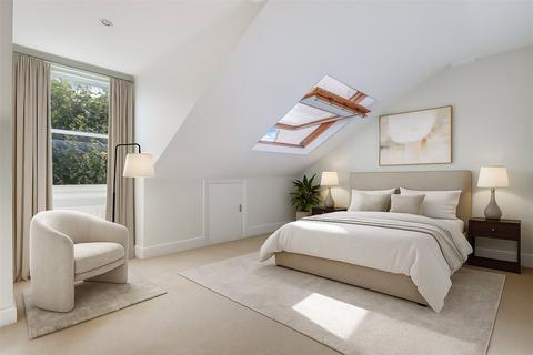 3 bedroom apartment for sale, Sutherland Avenue, London, W9