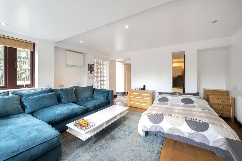 Studio Bedroom