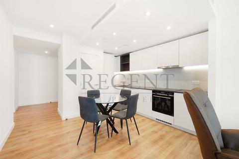 2 bedroom apartment to rent, One Thames Quay, Marsh Wall, E14